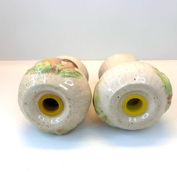 Vintage 1970s Mushroom Ceramic Salt and Pepper Shakers Set 4” Tall - Picture 10 of 10